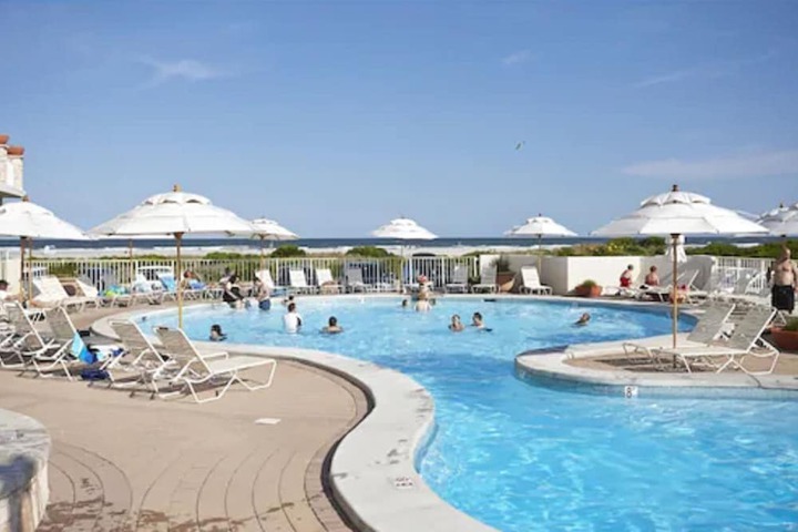 Pool 6 of 41