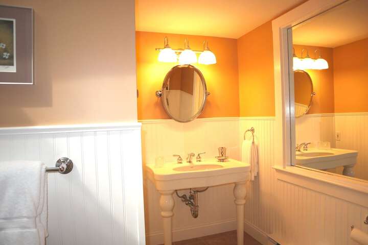 Room 46 of 106