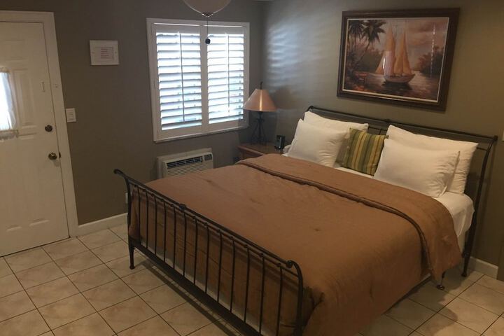 Room 14 of 45