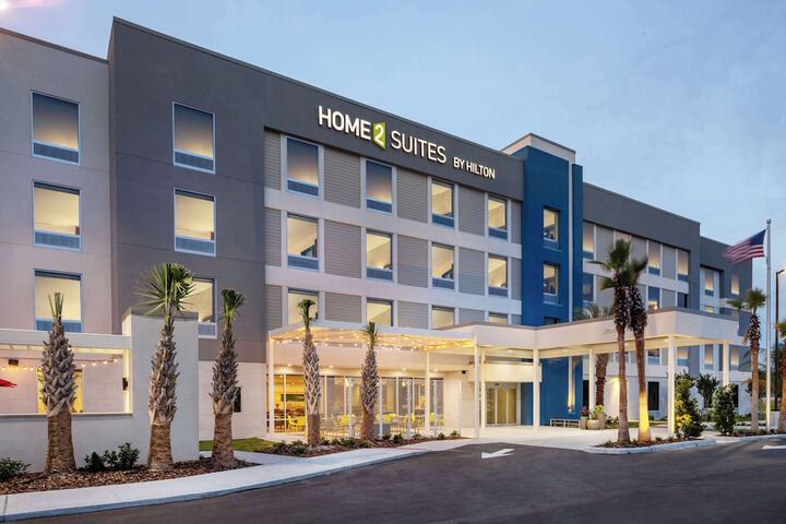 Hotel 2 of 65