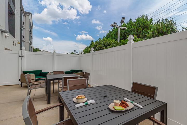 Sundeck 95 of 95