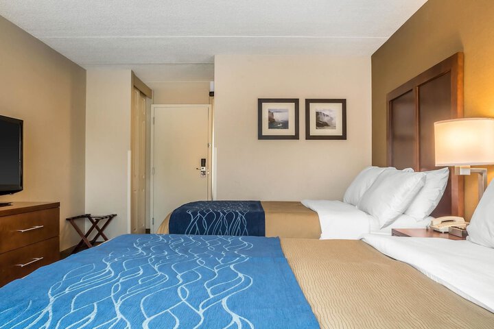 Room 30 of 80