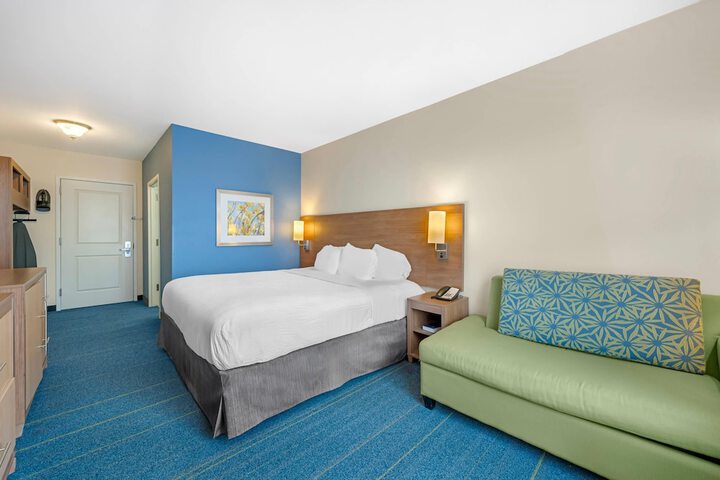 Sleep Inn & Suites Altoona North