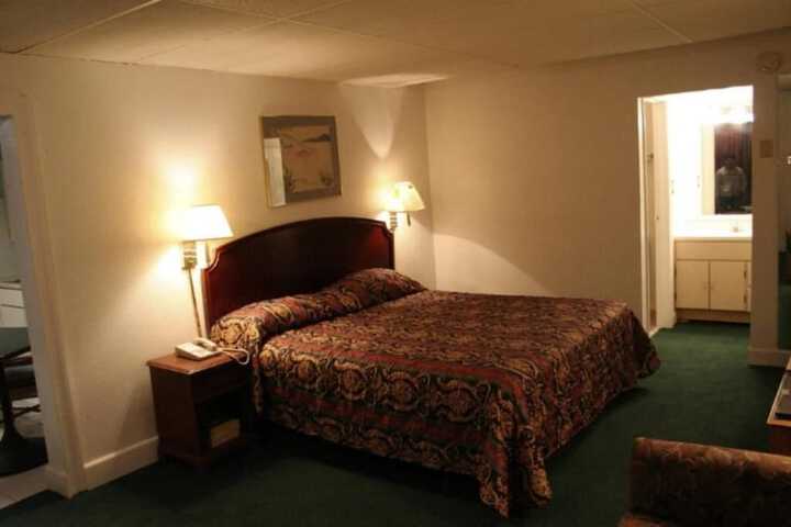 Room 16 of 20