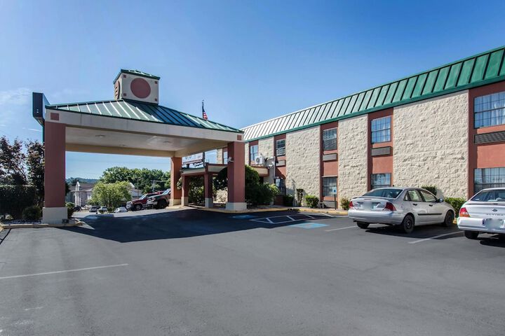 Hotel 2 of 25