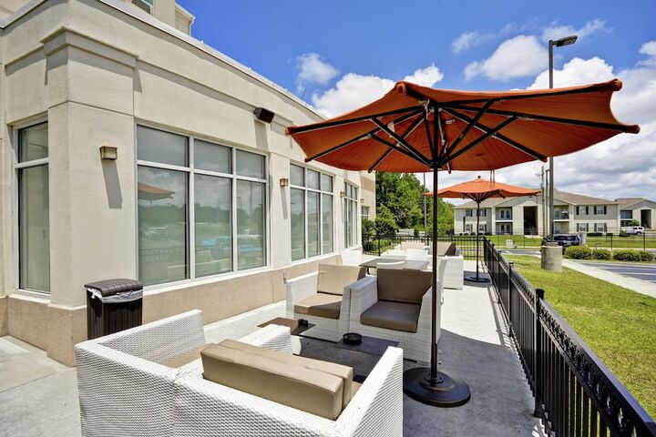 Terrace/Patio 48 of 48