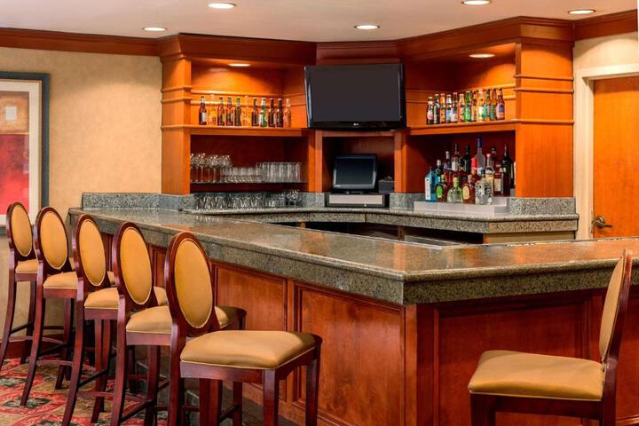 Embassy Suites by Hilton Hotel Columbia-Greystone