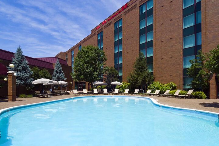 Pool 4 of 37
