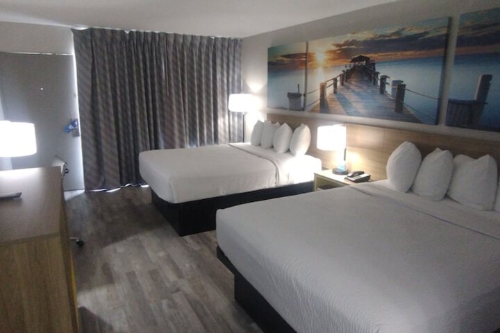 Room 21 of 53