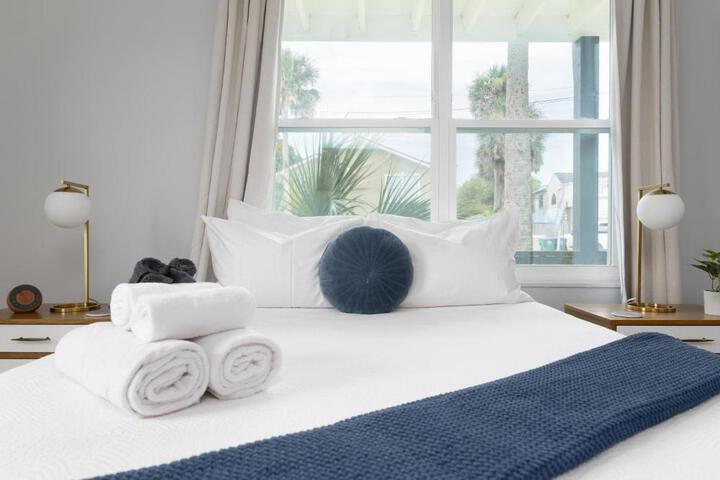 Be a Nomad - Margaret House - 2blks from the Bch