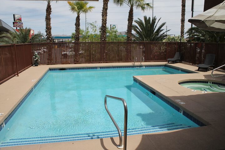 Pool 19 of 84