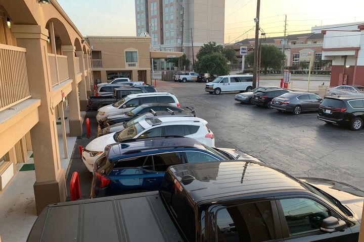 Property Grounds 34 of 36