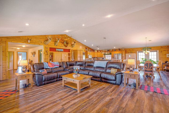Spacious Ozarks Family Home - Private Pool & Grill