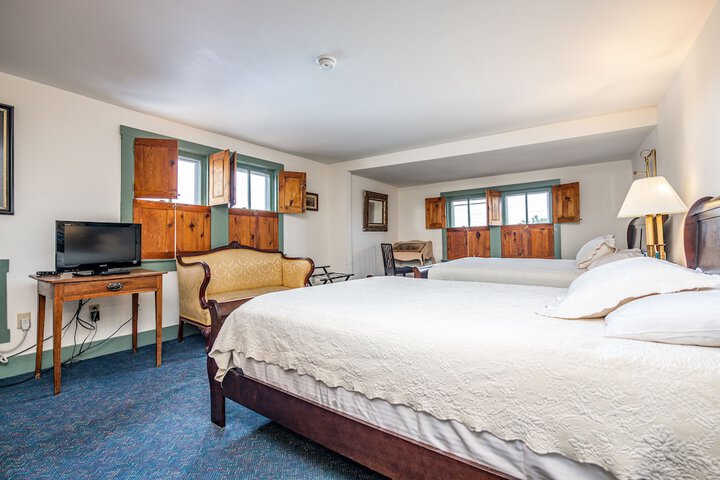 Wayside Inn