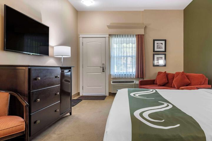 Room 25 of 50