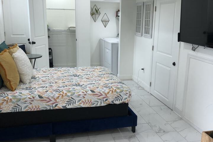 Room 33 of 39