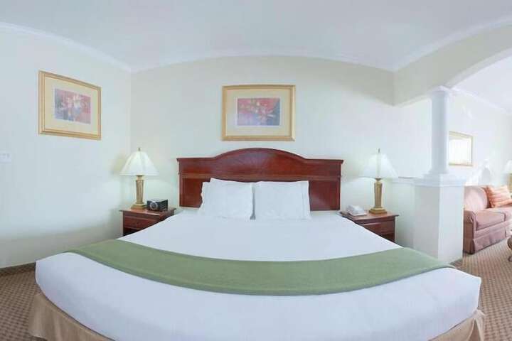 Room 17 of 57