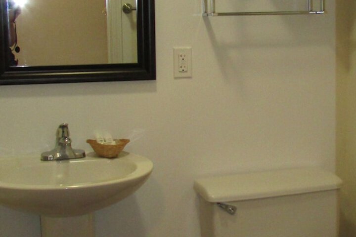 Room 13 of 31