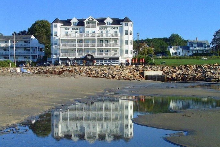 Union Bluff Hotel & Meeting House