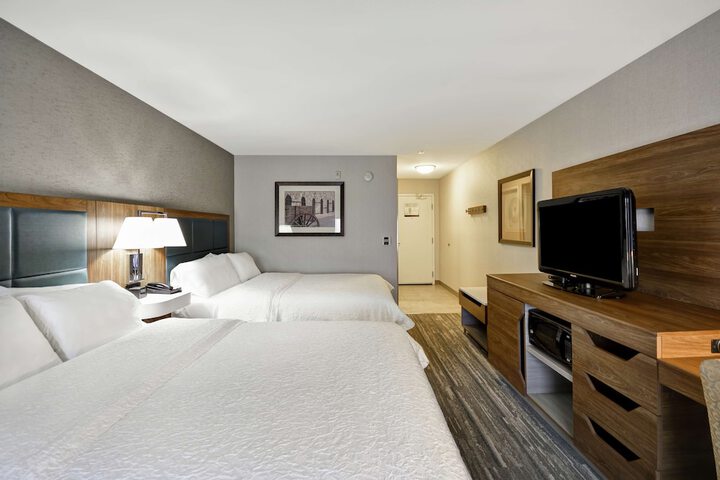 Room 33 of 56