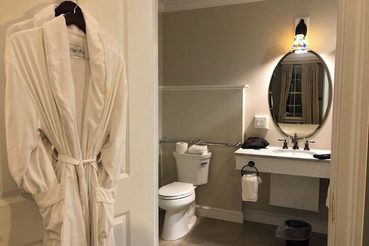 Room 49 of 81