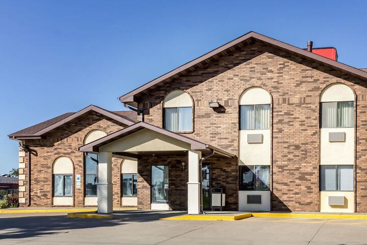 Hotel 5 of 42