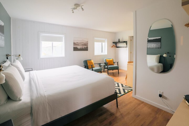 Room 47 of 62