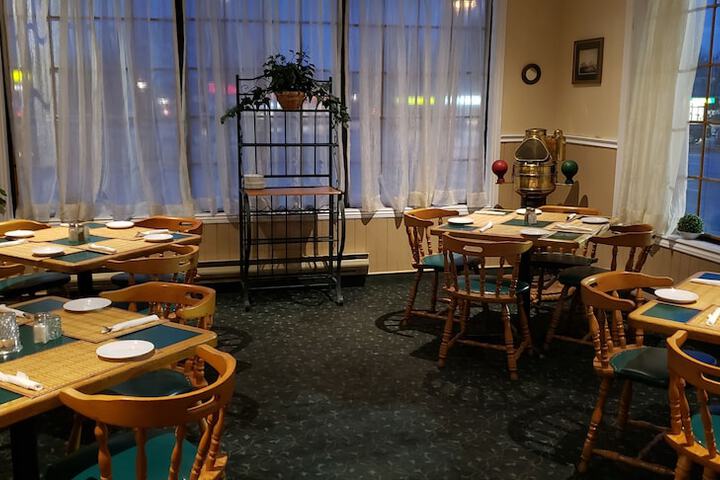 Dining 54 of 87