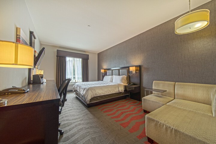 Room 38 of 65