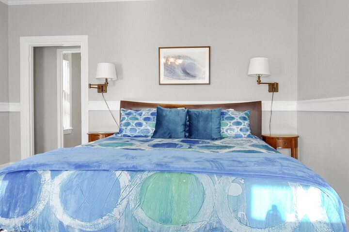 Room 4 of 39