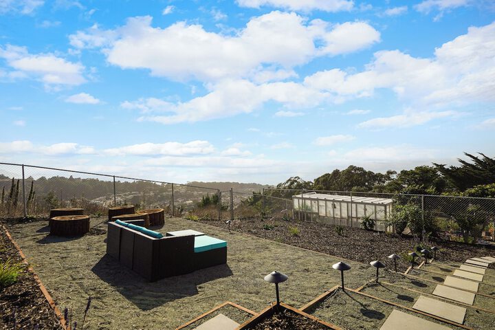 Oceanview Sunset View 3BR Luxe Home Yard