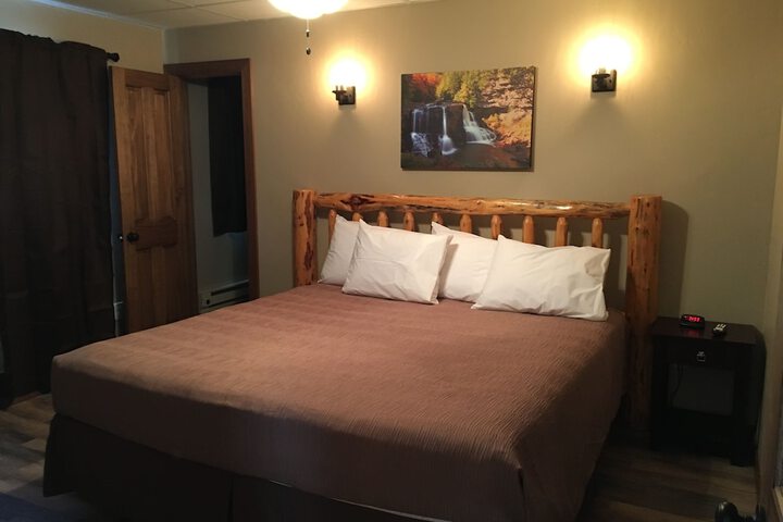 Room 65 of 81