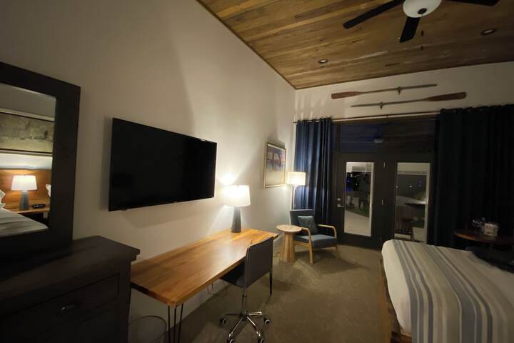 Room 27 of 49