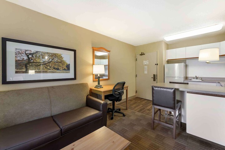 Extended Stay America Suites Cleveland Airport North Olmsted