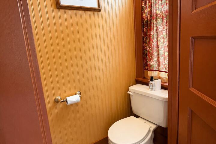 Glen Morey Country House B & B Inn