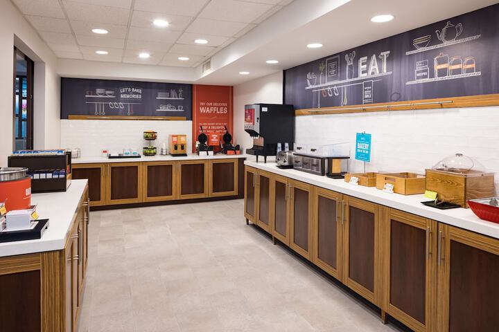 Hampton Inn Bentonville / Rogers