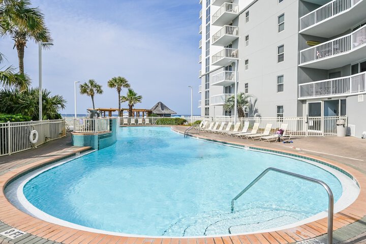Pool 4 of 173