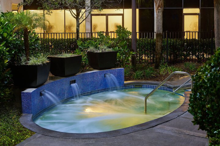 Pool 6 of 60
