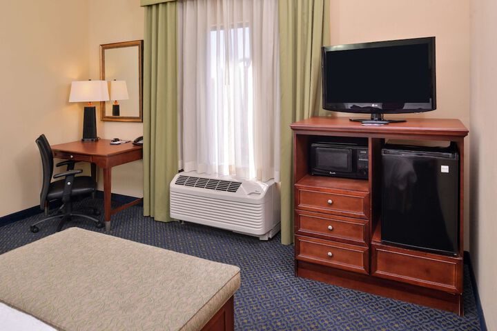 Room 36 of 77