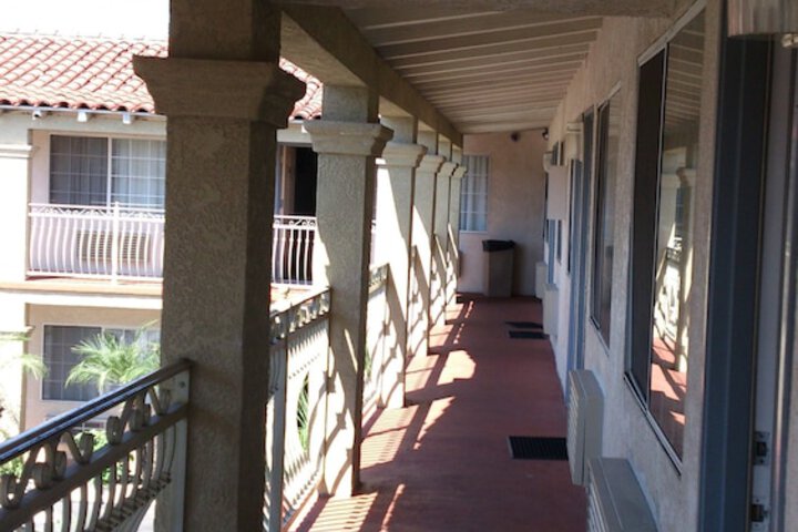 Hotel 4 of 37