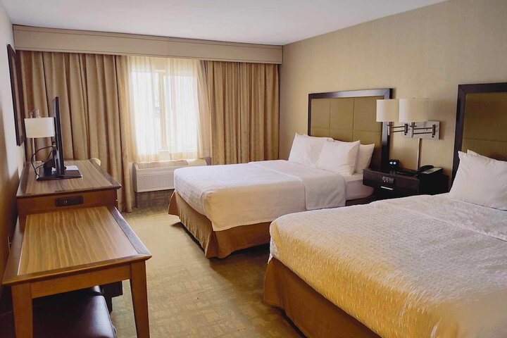 Summit Suites