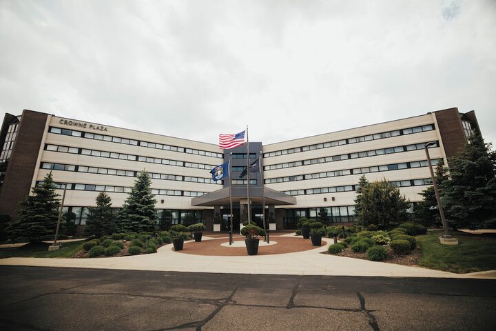 Crowne Plaza Lansing by IHG