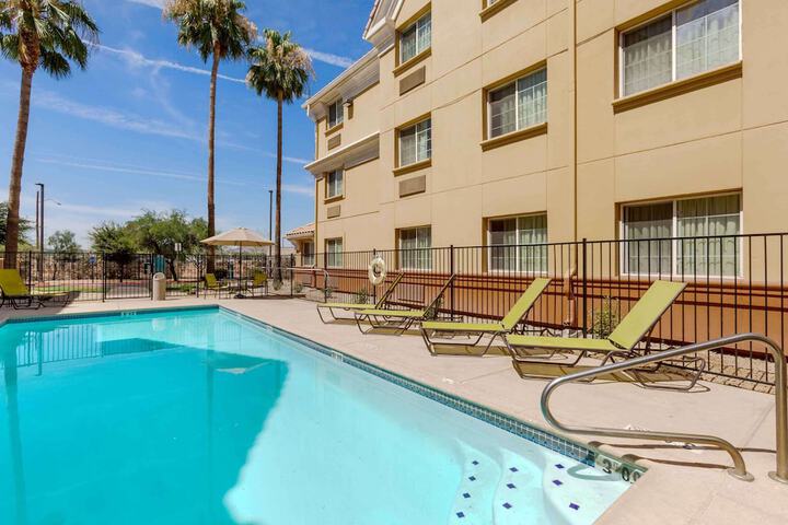 Pool 4 of 37