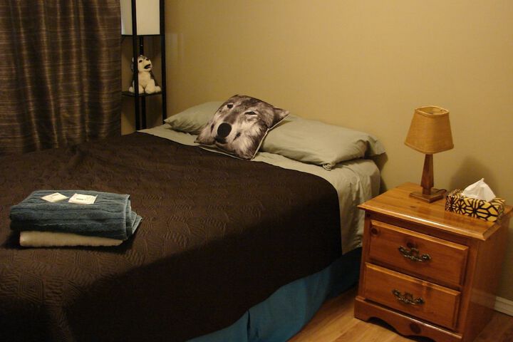 Room 5 of 13