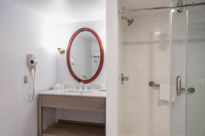Fredericton Inn