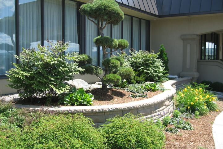 Hotel Exterior 33 of 40