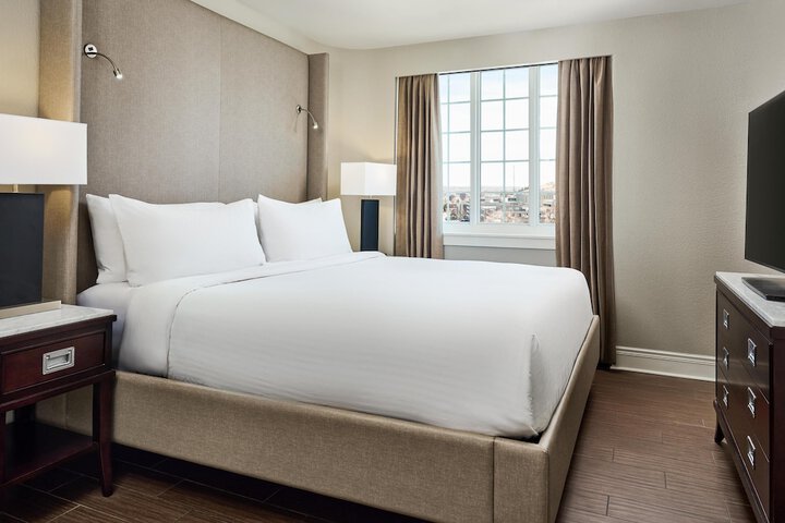Hotel Alex Johnson Rapid City Curio Collection by Hilton