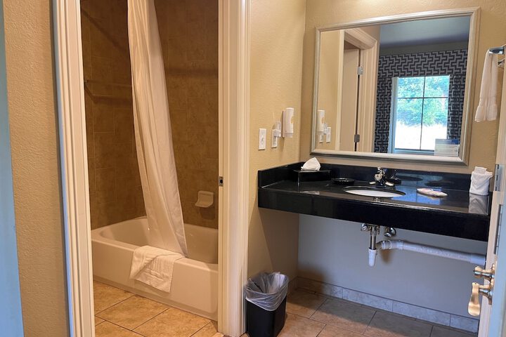 Comfort Inn & Suites Fort Smith I-540