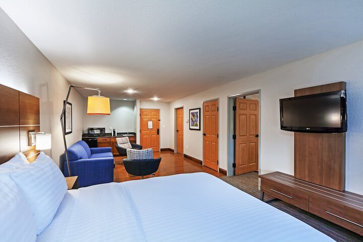 Room 14 of 49