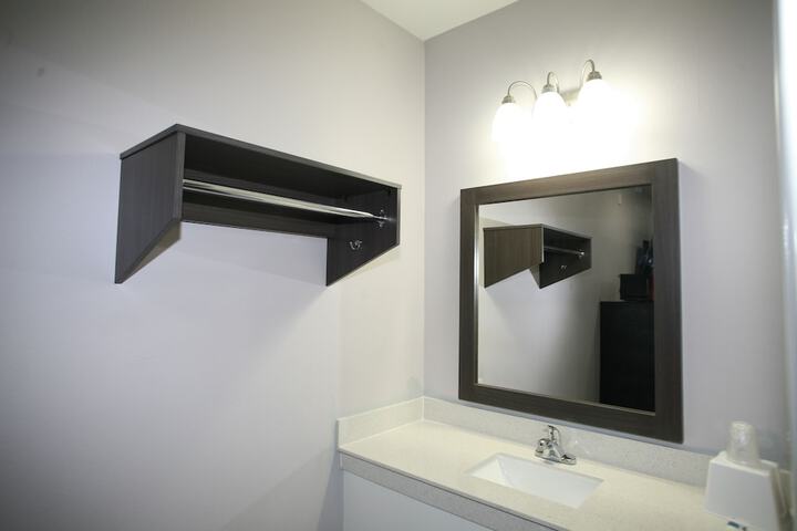 Room 10 of 21